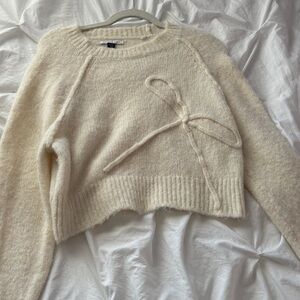 American Eagle Outfitters Cream Bow-Accent Crewneck Sweater